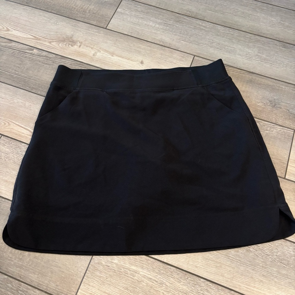 32 Degrees Women's Black Athletic Skirt